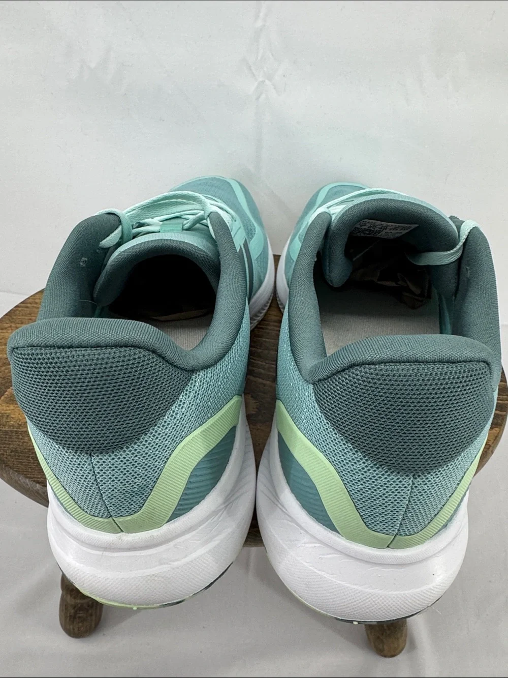 Like New! Adidas Womens Runfalcon 5 Cloudform Running Shoes, Mint Aqua Teal, 7